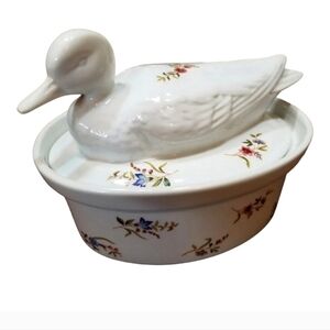 Corson Bleu The Frieda Collection Covered Cassrole Baking Dish Duck On Lid